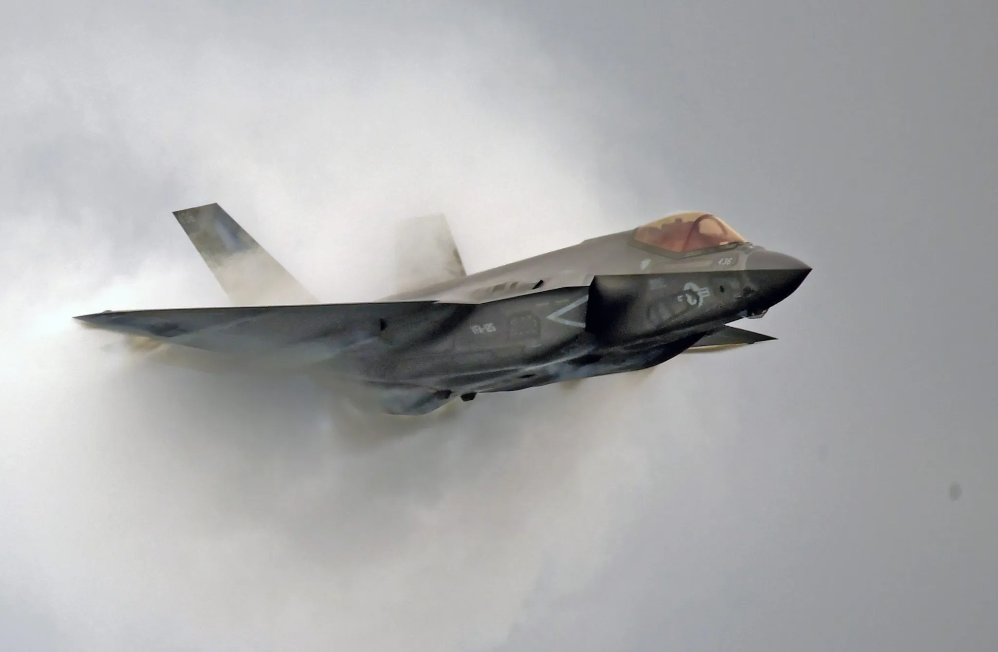 "Meanwhile, some idiots are still building manned fighter jets like the F-35," Musk posted on X.